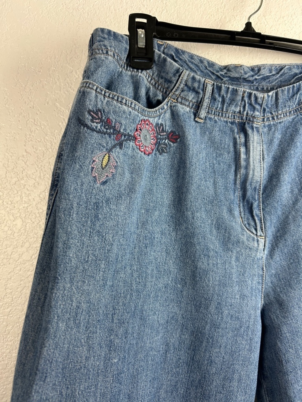 J Jill Denim Womans Sz 16 Tall Jeans Out of the Blue Embroidered Flowers Cotton - Picture 6 of 10